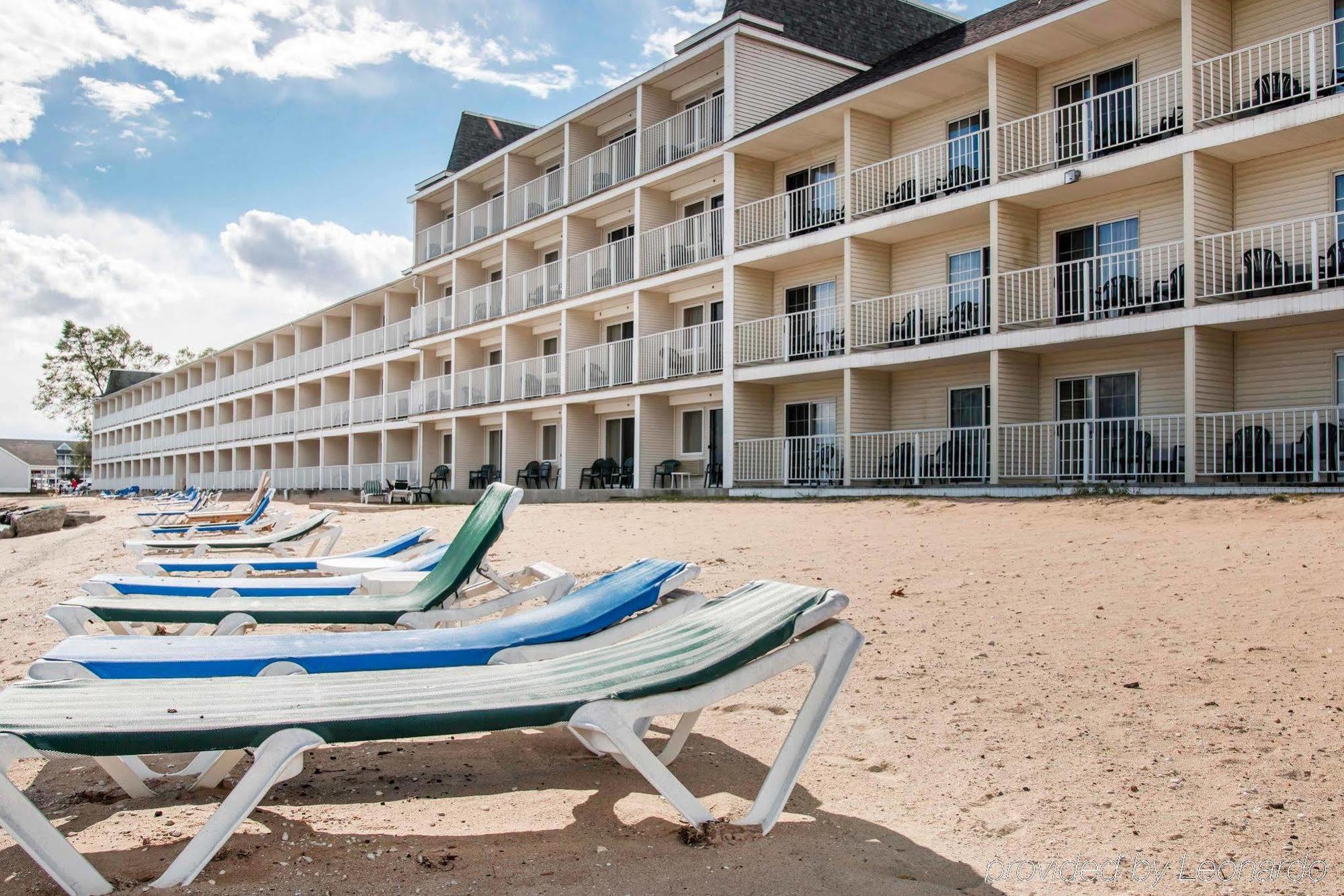 Comfort Inn Lakeside Mackinaw City Dış mekan fotoğraf