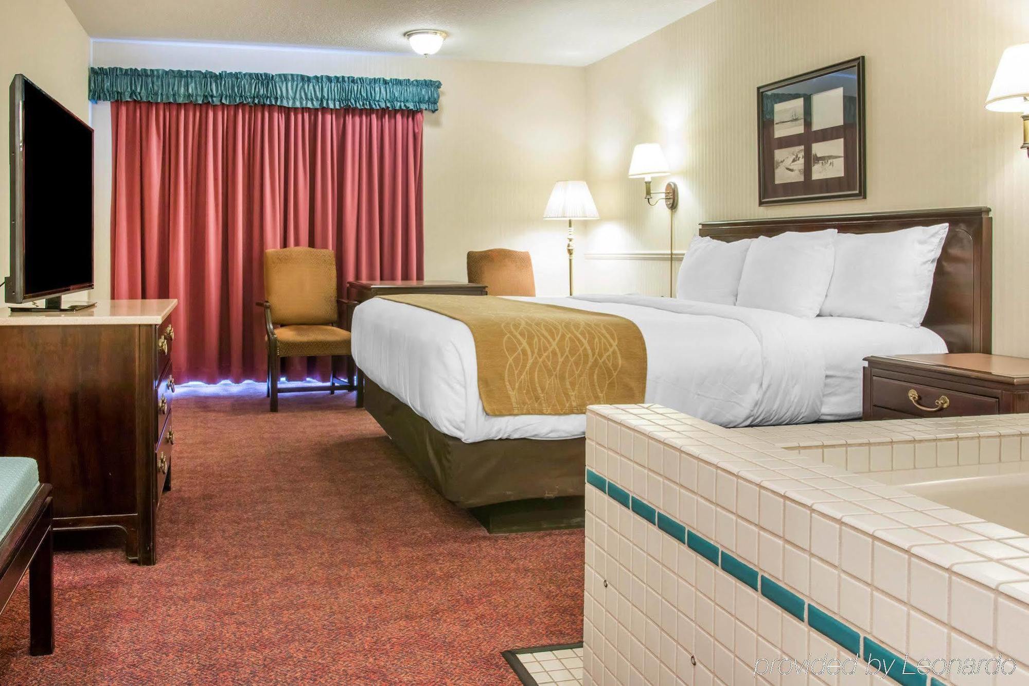 Comfort Inn Lakeside Mackinaw City Dış mekan fotoğraf