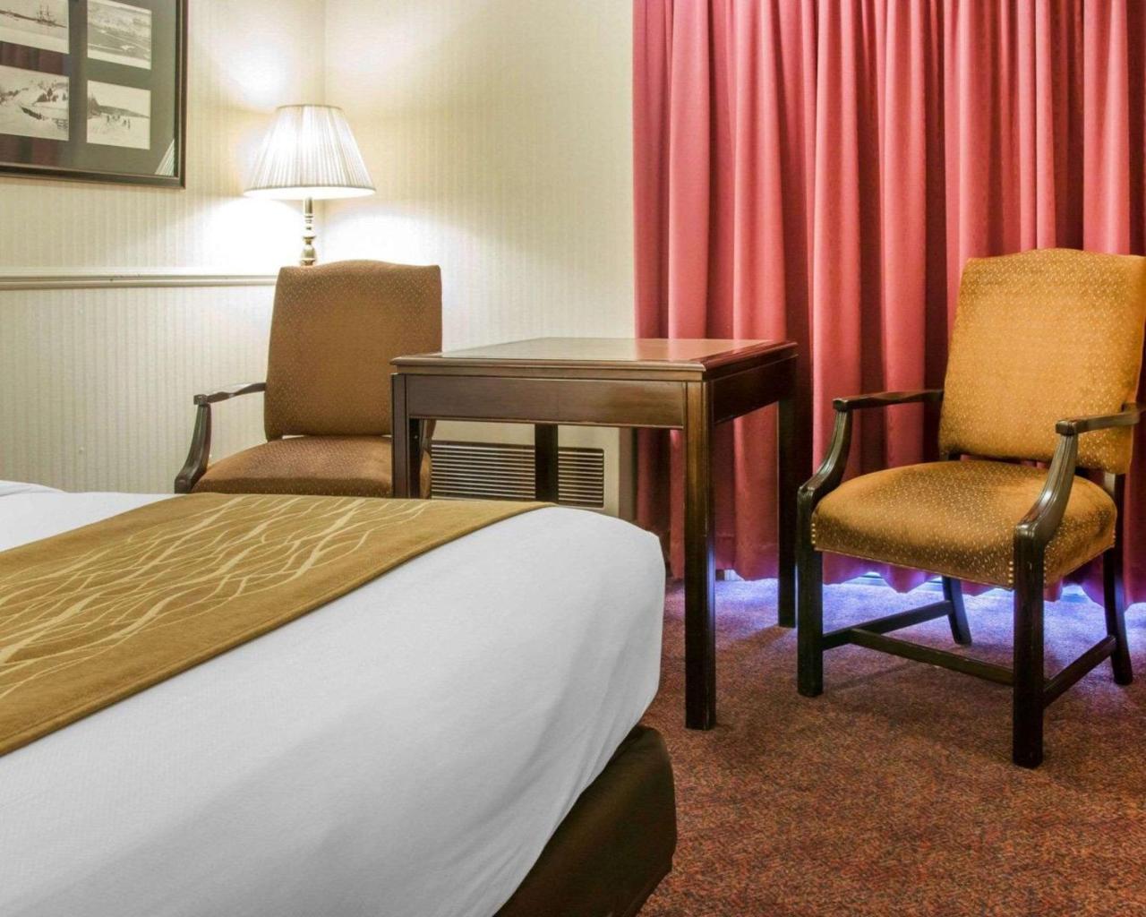 Comfort Inn Lakeside Mackinaw City Dış mekan fotoğraf